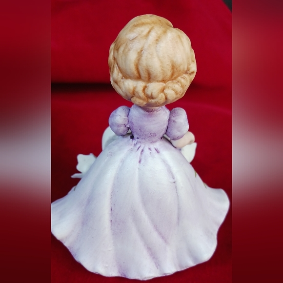 CERAMIC GIRL FIGURINE LETTER B LAVENDER 3.5" TALL, DELICATE VINTAGE FLOWER DRESS - Picture 6 of 7